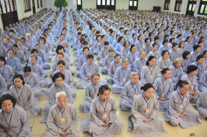 Trách nhiệm hộ pháp của người cư sĩ trong thời hiện đại